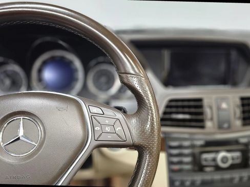 Used 2012 Mercedes-Benz E 350 Cabriolet image 40