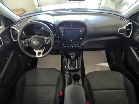 Used 2021 Kia Soul S image 28