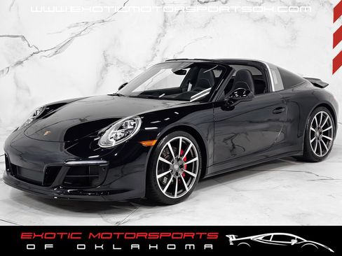 Used 2019 Porsche 911 Targa 4S AWD/4WD image 10