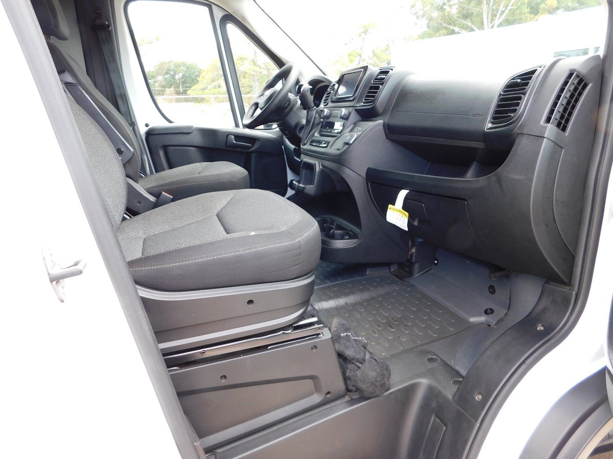 Used 2025 RAM ProMaster 2500 w/ U-Haul Equipment Group FWD image 21