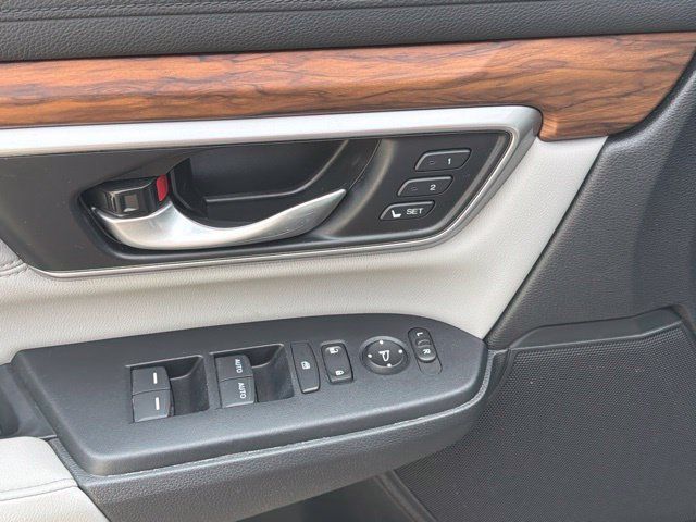 Used 2022 Honda CR-V Touring image 18