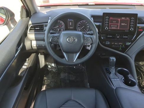 Certified 2023 Toyota Camry SE FWD image 15