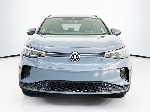 Used 2024 Volkswagen ID.4 Pro image 2