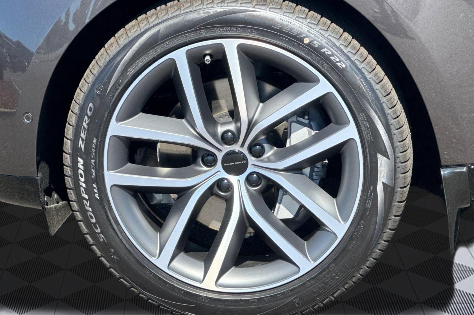 New 2026 Land Rover Range Rover SE AWD/4WD image 10