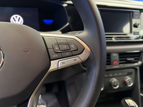 Used 2022 Volkswagen Taos S image 16