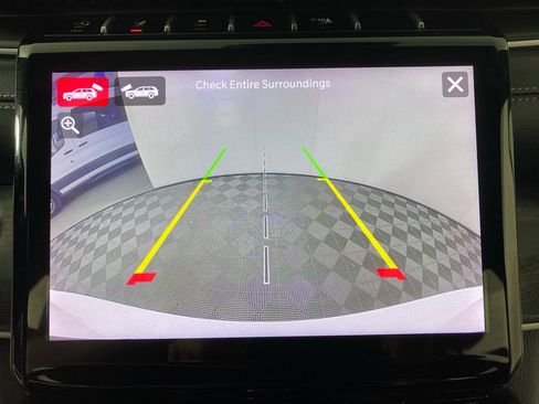 Used 2024 Jeep Grand Cherokee Limited w/ Luxury Tech Group II AWD/4WD image 6