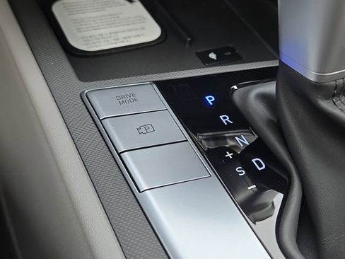 New 2026 Hyundai Elantra Sport FWD image 16