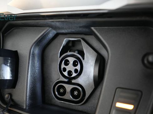 Used 2023 Kia Niro Wind image 10