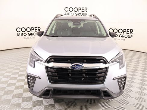 Used 2024 Subaru Ascent Limited AWD/4WD image 9