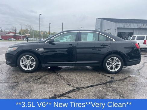 Used 2016 Ford Taurus SE FWD image 2