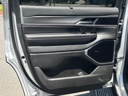 New 2026 Jeep Grand Wagoneer Limited image 21