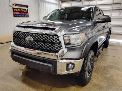 Used 2019 Toyota Tundra SR5 w/ SR5 Upgrade Package RWD image 4