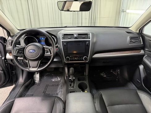 Used 2019 Subaru Outback 2.5i Limited AWD/4WD image 13