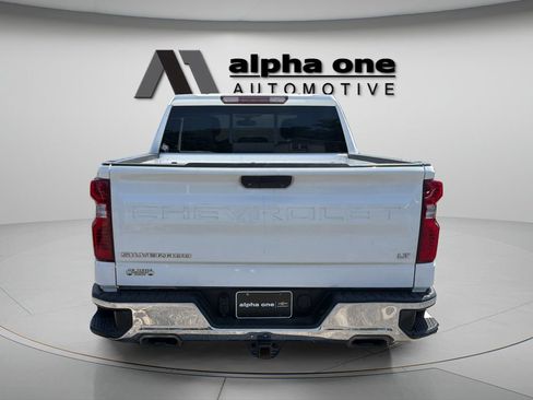 Used 2021 Chevrolet Silverado 1500 LT w/ Z71 Off-Road Package AWD/4WD image 7