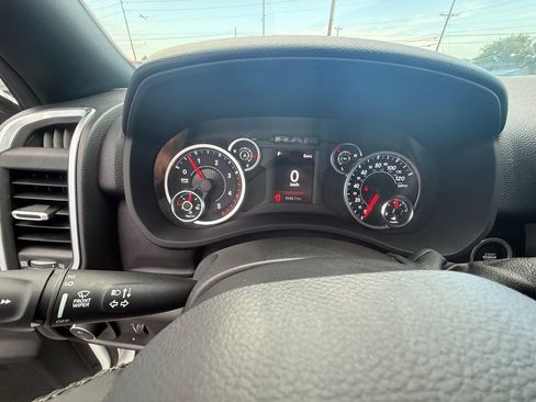 Used 2025 RAM 2500 Big Horn AWD/4WD image 16