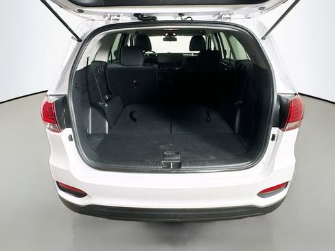 Used 2019 Kia Sorento AWD V6 image 24