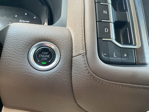 Used 2024 GMC Yukon Denali AWD/4WD image 58