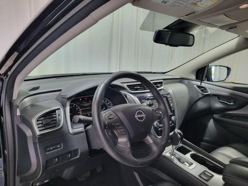 Used 2023 Nissan Murano SV w/ SV Midnight Edition Package image 26