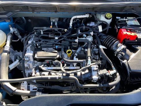 Used 2020 Ford Escape SE image 31