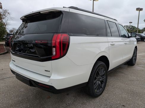 New 2025 Ford Expedition Max Platinum w/ Stealth Performance Package image 4
