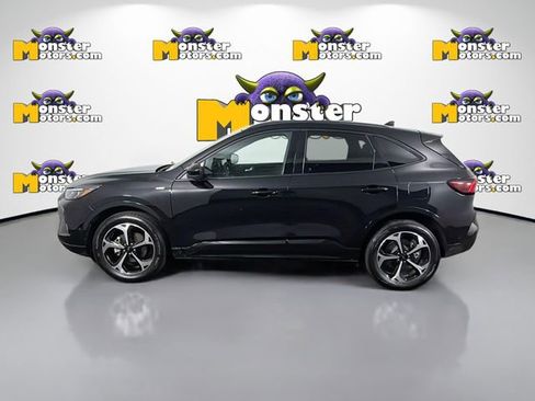 Used 2023 Ford Escape ST-Line Elite w/ Premium Technology Package AWD/4WD image 8