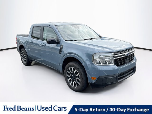 Used 2024 Ford Maverick Lariat FWD image 1