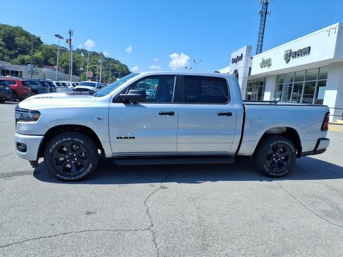 New 2026 RAM 1500 Express AWD/4WD image 7
