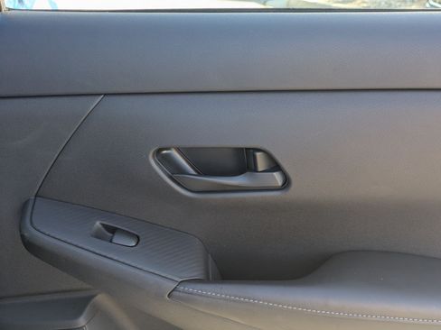 Certified 2025 Nissan Sentra SV FWD image 34