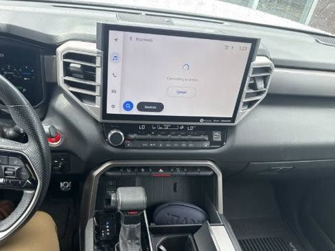 Used 2024 Toyota Sequoia SR5 w/ SR5 Premium Package AWD/4WD image 17