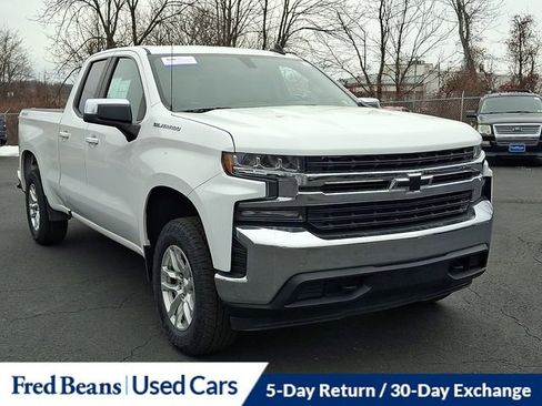 Used 2020 Chevrolet Silverado 1500 LT image 2