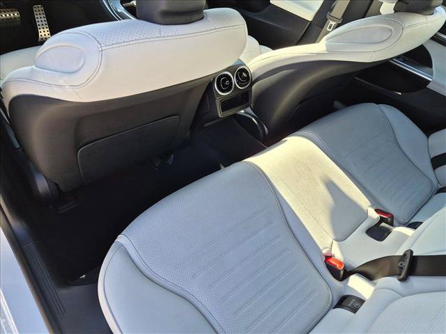 Used 2025 Mercedes-Benz C 300 Sedan image 18