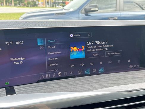 Certified 2025 Cadillac Escalade IQ Luxury 2 w/ LPO, Premium Carpet Package AWD/4WD image 26