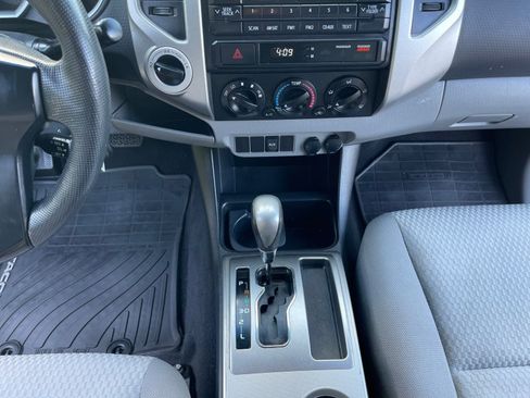 Used 2012 Toyota Tacoma 4x4 Access Cab image 13
