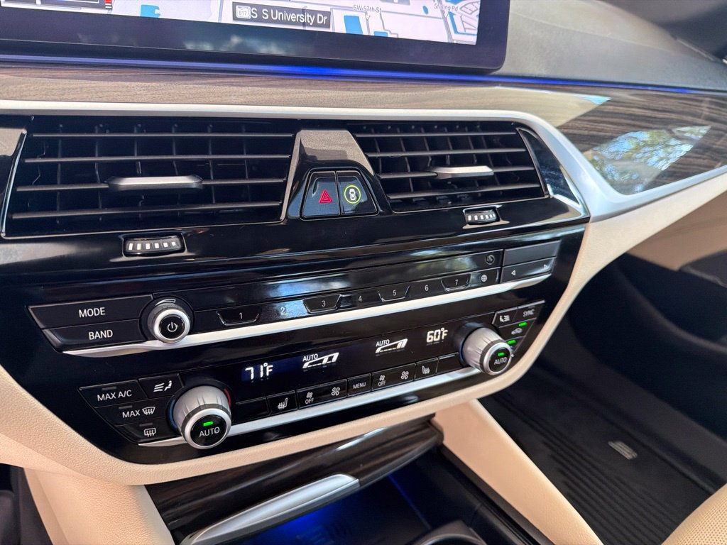 Used 2021 BMW 540i xDrive w/ Premium Package AWD/4WD image 40