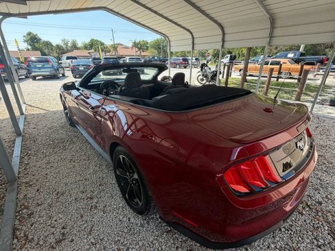 Used 2018 Ford Mustang Convertible w/ Equipment Group 101A image 22