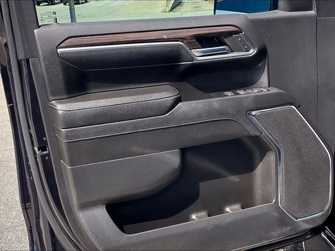 Used 2023 Chevrolet Silverado 1500 LT image 21