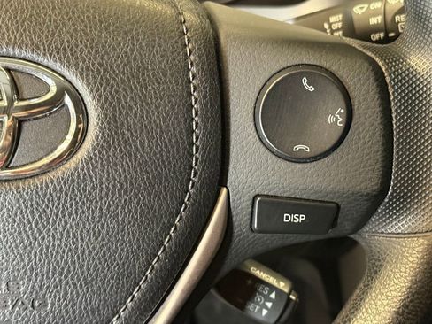 Used 2016 Toyota RAV4 LE AWD/4WD image 12