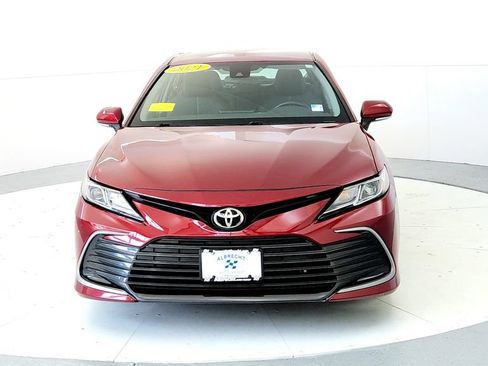 Used 2021 Toyota Camry LE w/ Cold Weather Package FWD image 8