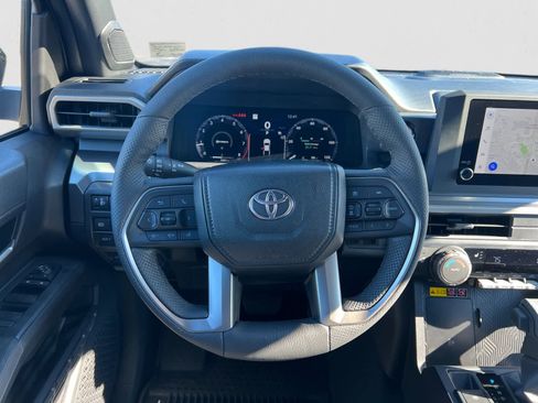 Used 2025 Toyota Tacoma TRD Off-Road w/ TRD Off Road Upgrade Package image 13