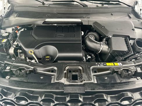 Certified 2025 Land Rover Discovery Sport S AWD/4WD image 28