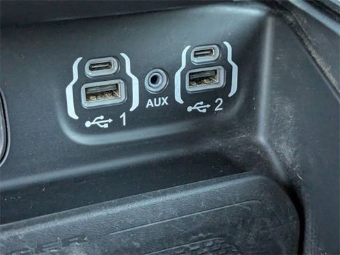 Used 2022 RAM 2500 Limited w/ Safety Group image 22