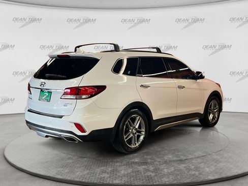 Used 2017 Hyundai Santa Fe Limited AWD/4WD image 7