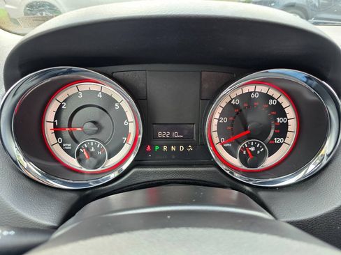 Used 2018 Dodge Grand Caravan SE w/ UConnect Hands-Free Group FWD image 14