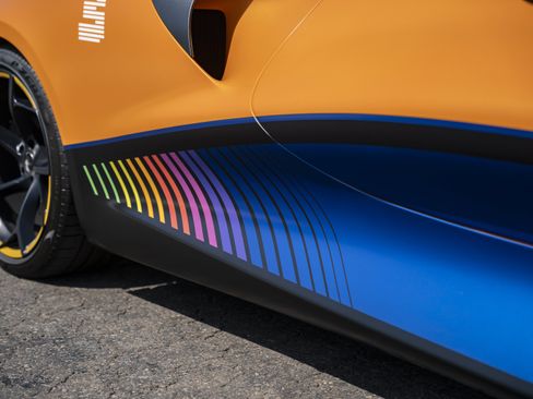 Used 2021 McLaren Elva RWD image 17