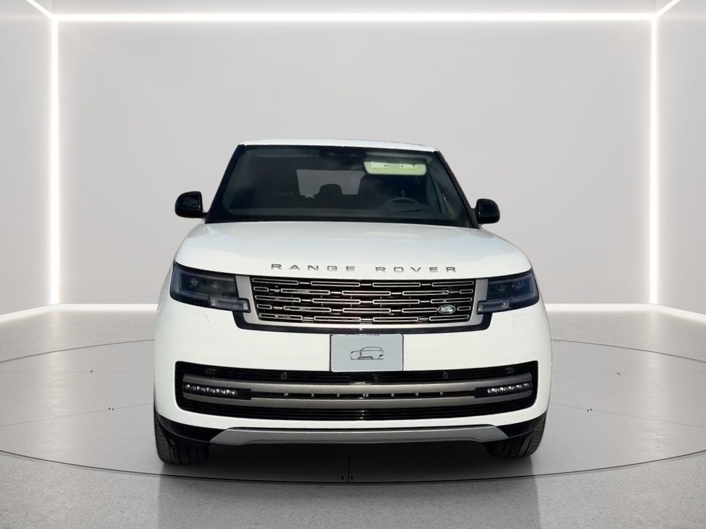 New 2026 Land Rover Range Rover Long Wheelbase SE AWD/4WD image 2