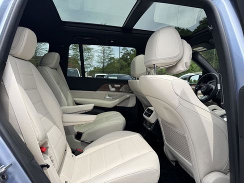 Certified 2026 Mercedes-Benz GLS 580 4MATIC image 29