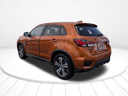 Used 2025 Mitsubishi Outlander Sport SE AWD/4WD image 5