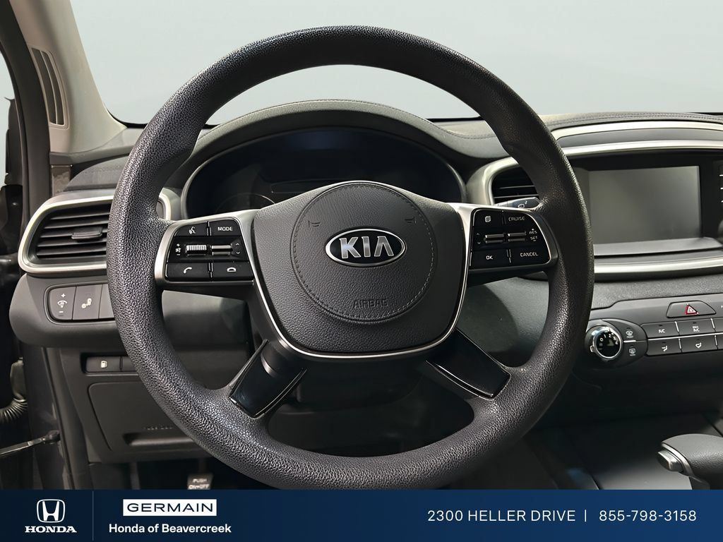 Used 2019 Kia Sorento FWD image 12