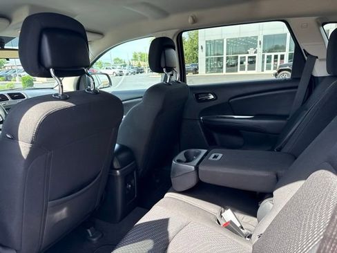 Used 2017 Dodge Journey SE FWD image 26