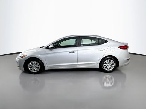 Used 2017 Hyundai Elantra SE FWD image 6